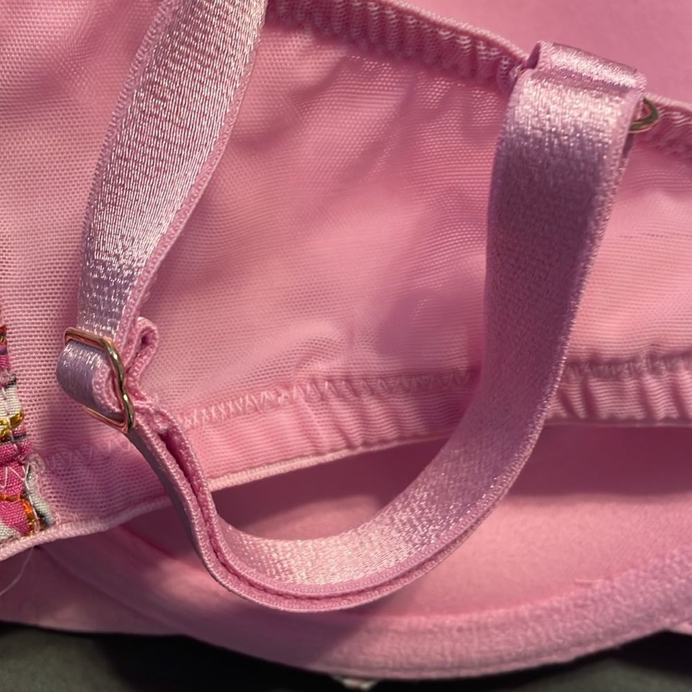 EUC~Woman’s Victoria’s Secret 32 DD (E) Dream Angels Pink Laced Detailed Bra - Picture 8 of 9